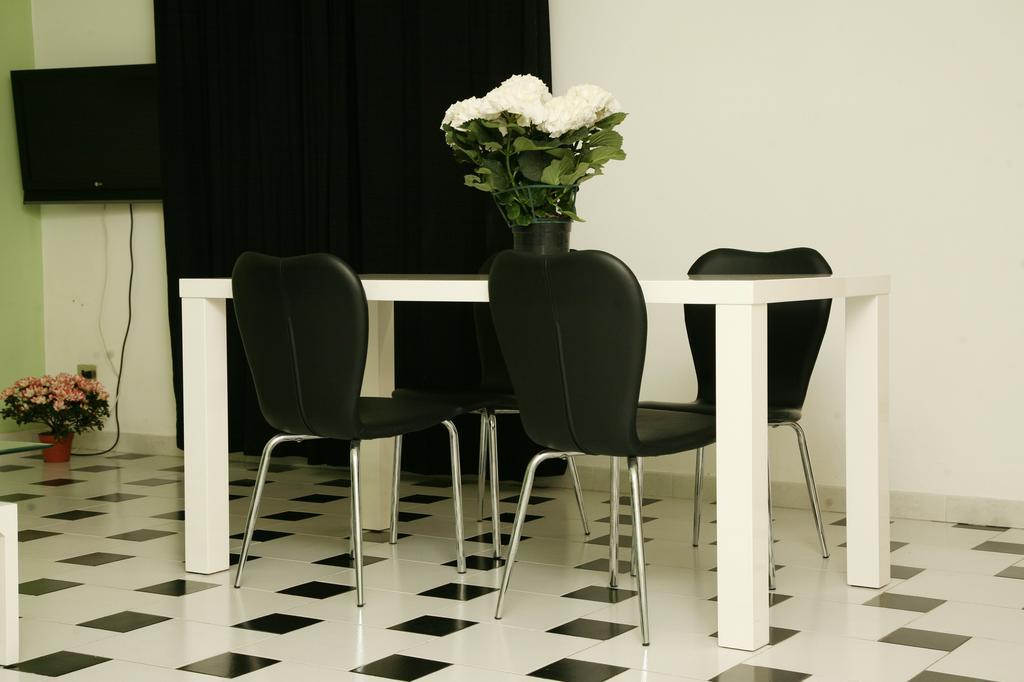 De Amicis Apartment Cagliari Phòng bức ảnh